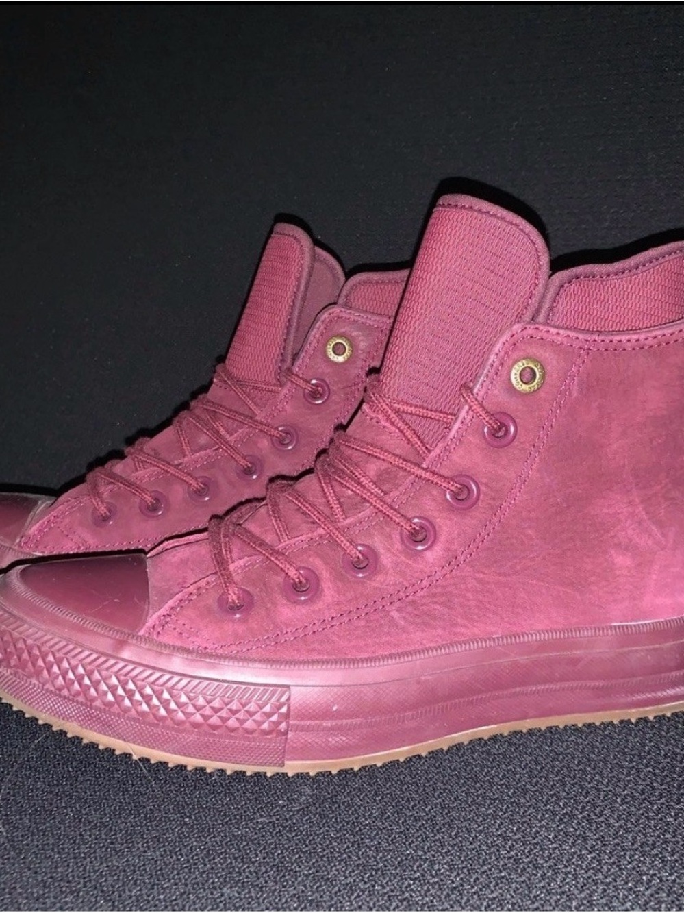 Converse Women's High-Top Sneakers in Burgundy